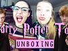 UNBOXING HARRY POTTER TOUR | ft. Julia Compton - {channelnamelong} (TelealaCarta.es)