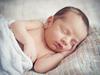 How To Quickly Deliver a Baby - {channelnamelong} (TelealaCarta.es)