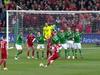 Le but d?Irlande-Pays de Galles (0-1) en vidéo - {channelnamelong} (TelealaCarta.es)