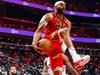 NBA : Griffin monte sur Capela dans le Top 10 - {channelnamelong} (Youriplayer.co.uk)