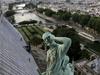Sur les toits de Paris - {channelnamelong} (Replayguide.fr)